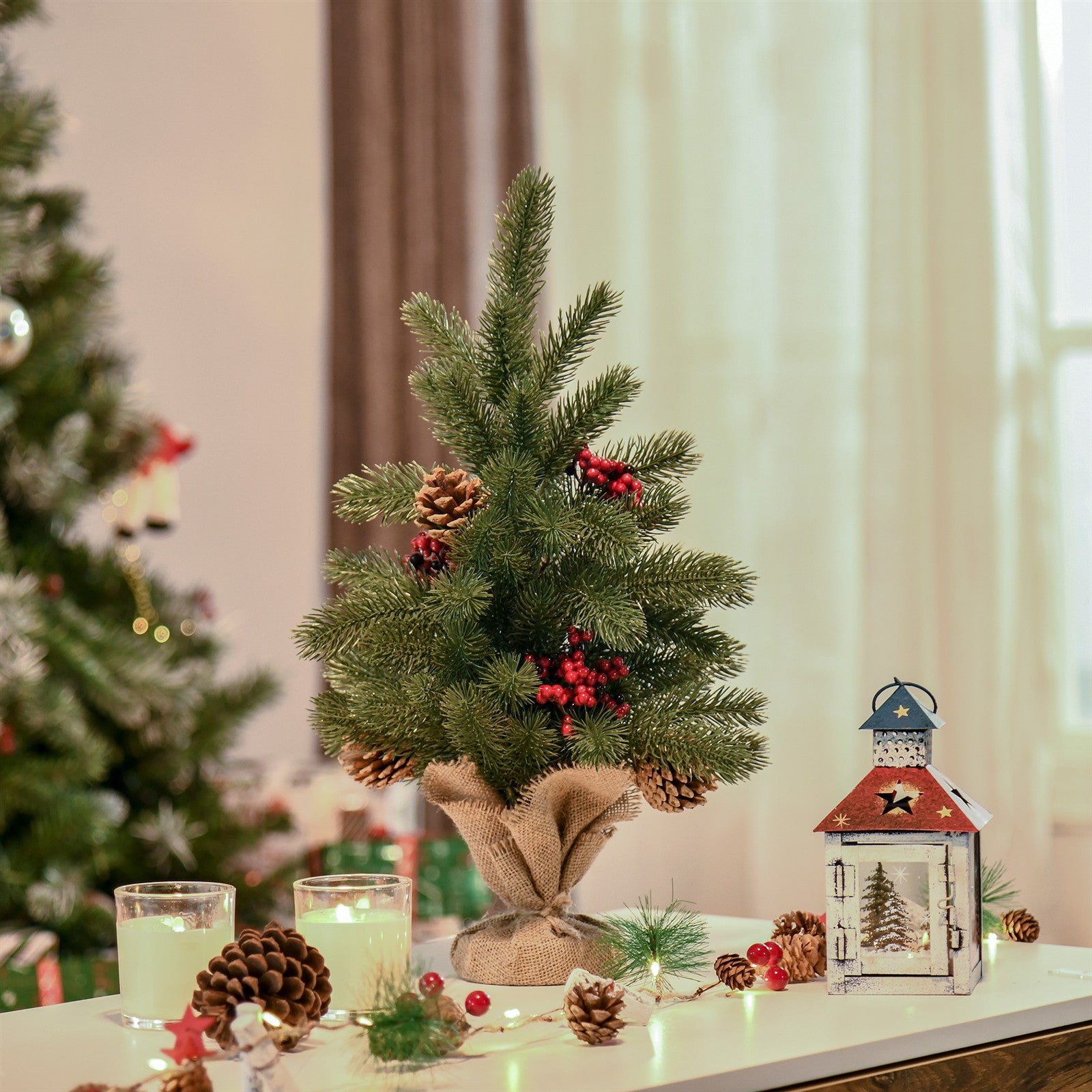 Mini-Weihnachtsbaum Weihnachtsdekoration, inkl. Schmuck, rote Beeren, 50 cm hoch, inkl. Zementsockel, Grün + Mehrfarbig