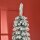 Künstlicher Weihnachtsbaum, schneebedeckt, schmales Design, feuerfest, 210 cm, Grün/Weiß